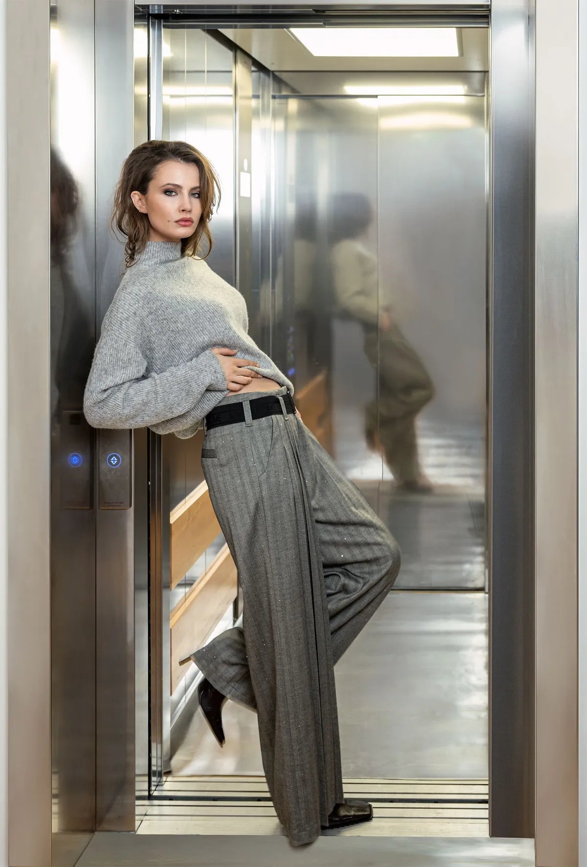 Classic Trouser - Grey
