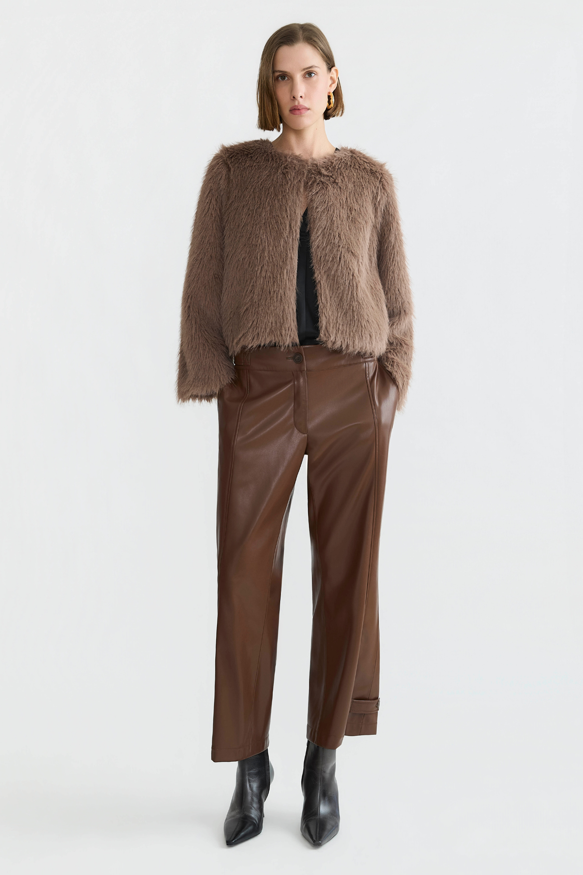 Blaine - Taupe