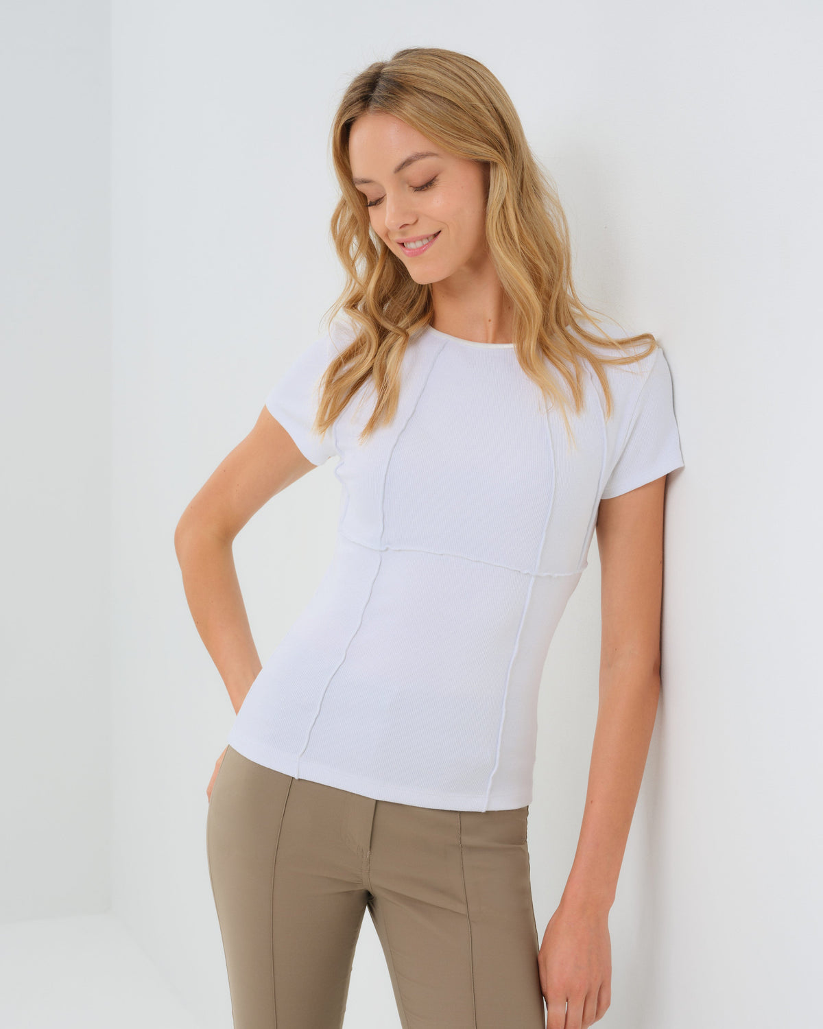 Short Sleeve Celeste Rib Top with Seam Shaping - White