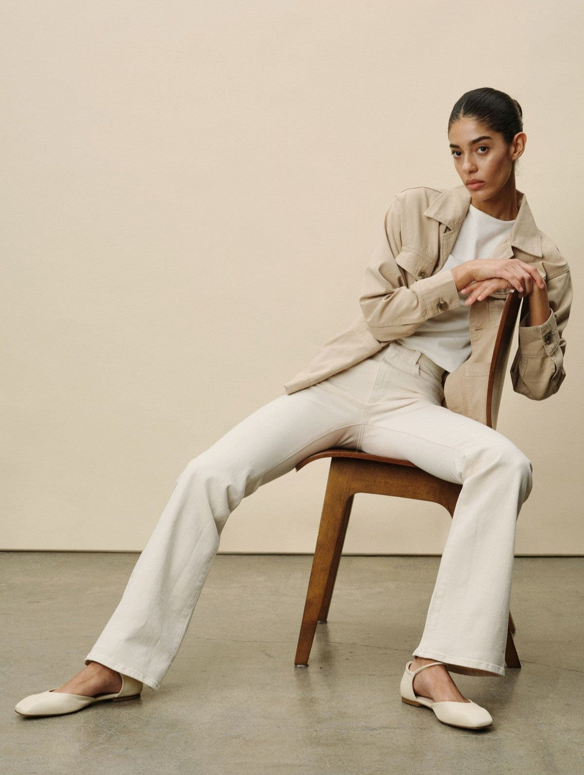 Bridget Boot High Rise Instasculpt 33" Jeans - Flax