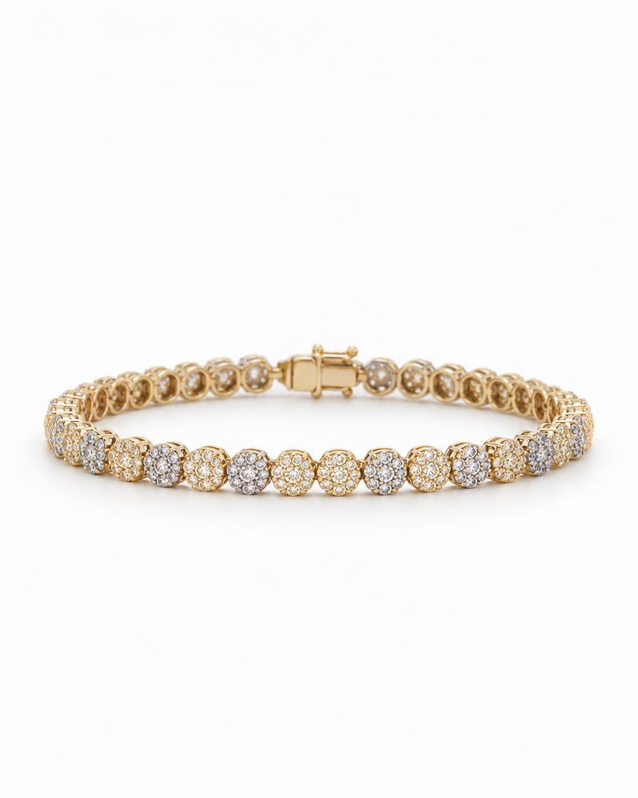 Pavé Disc Hinge Bangle - Gold