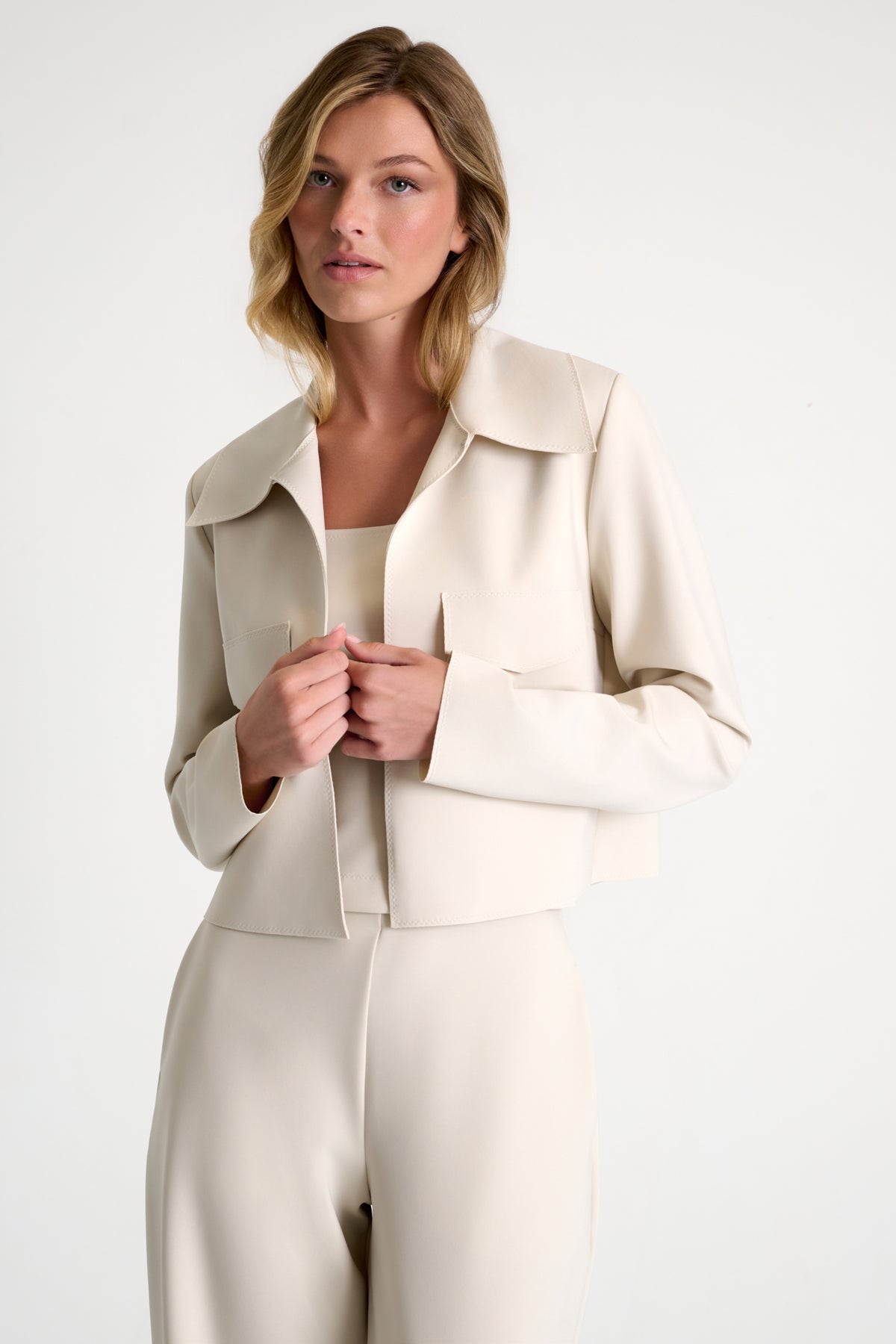 Sofia Two Pocket Jacket - Beige