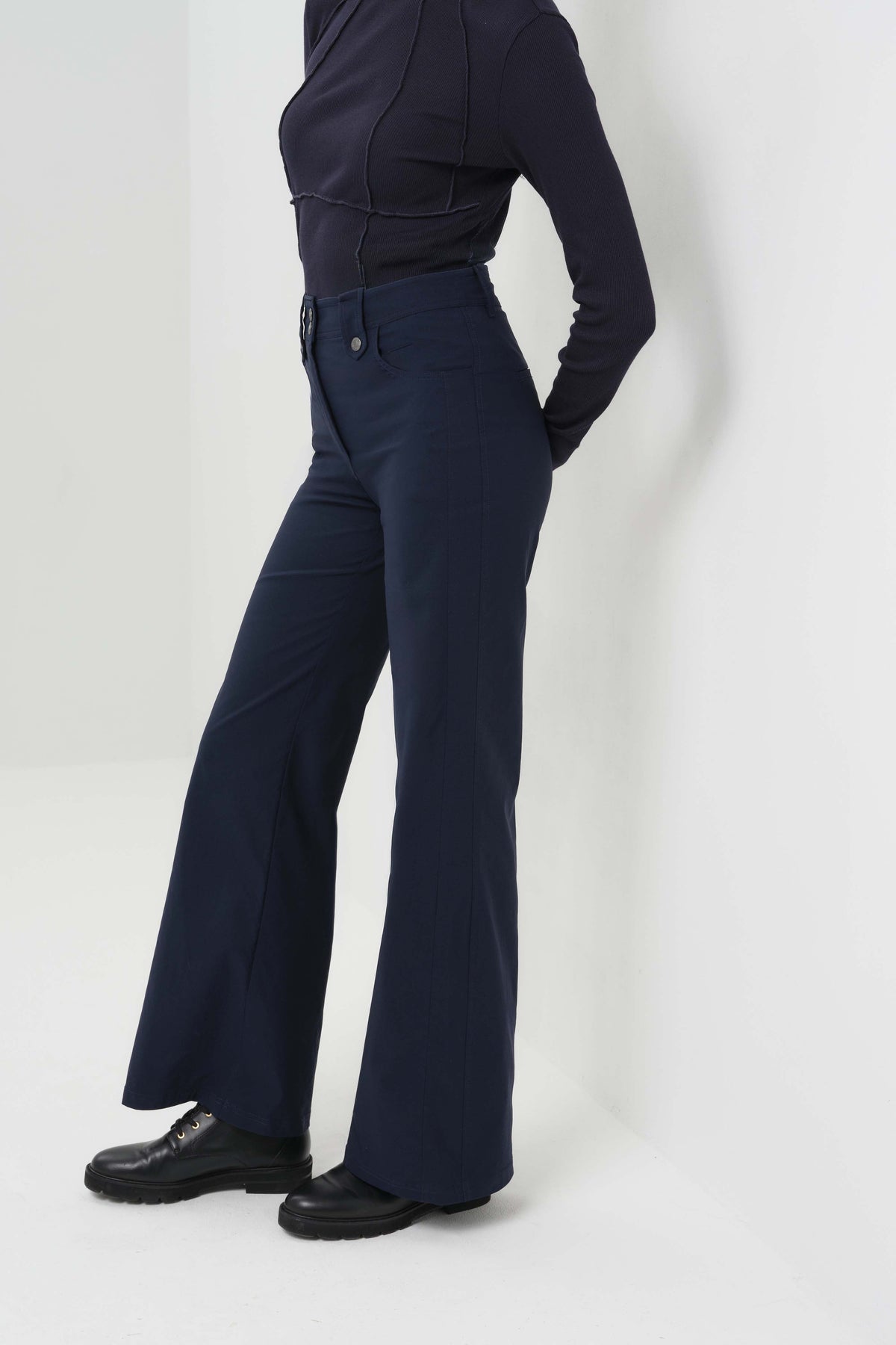 Harley Midweight Travel Wide Leg Pant - Navy