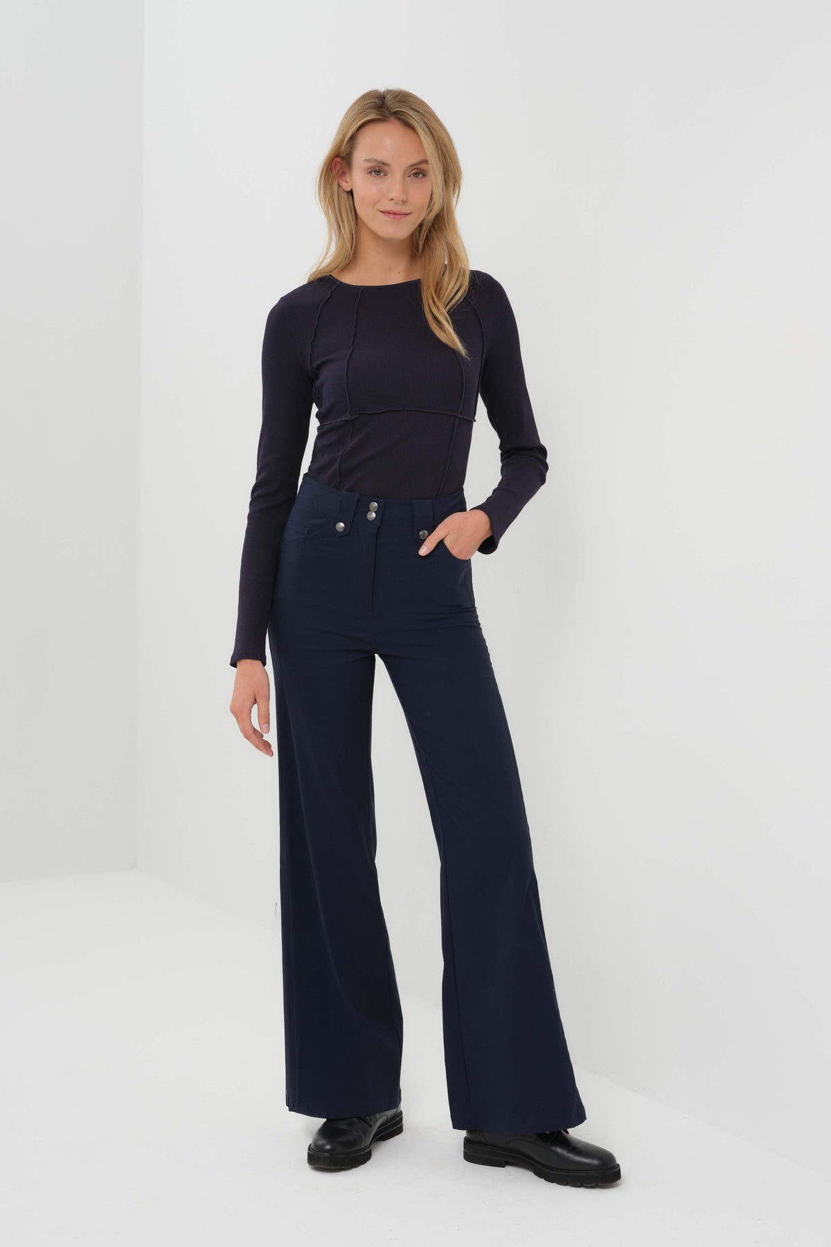 Harley Midweight Travel Wide Leg Pant - Navy