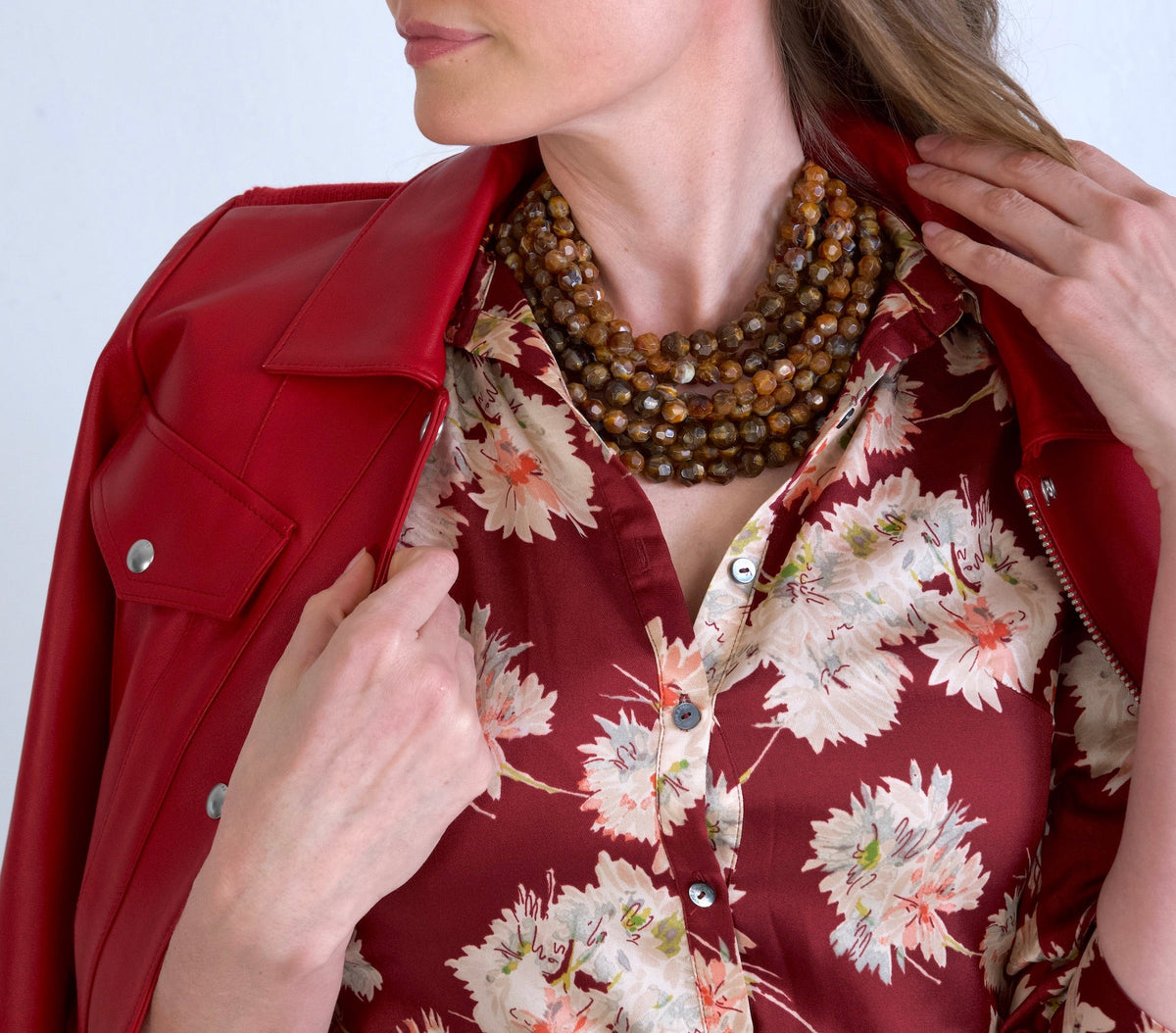 Bella Grace Dip Havana Necklace