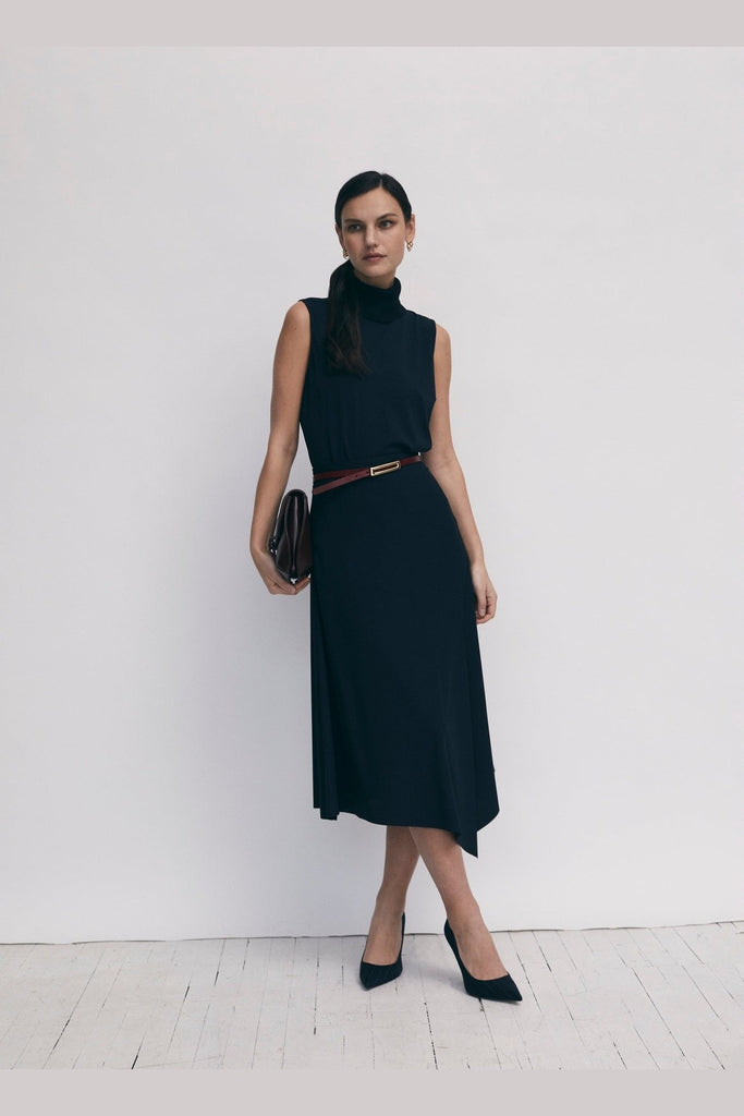 Matte jersey asymetric skirt