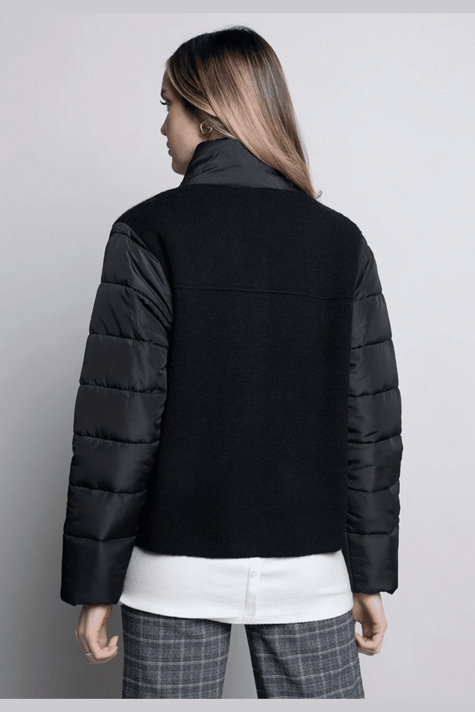 Outdoor Jacket with Quilted Sleeves