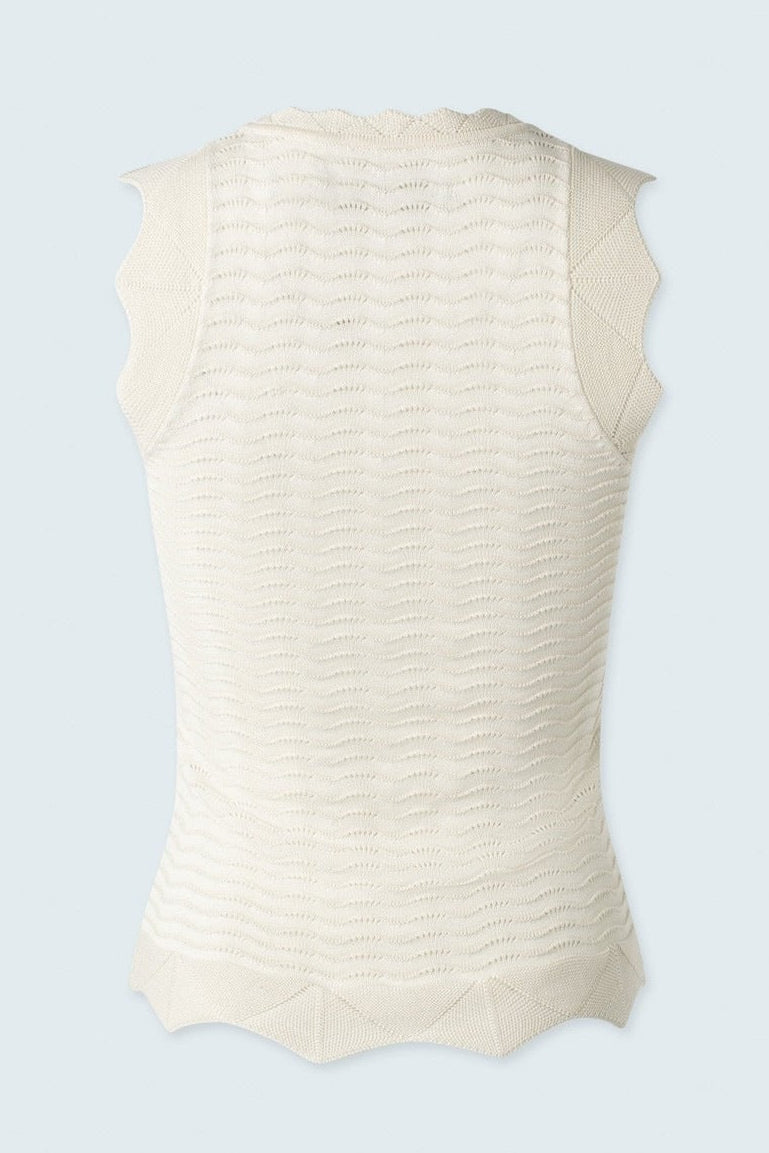 Scallop sleeve and hem knit top