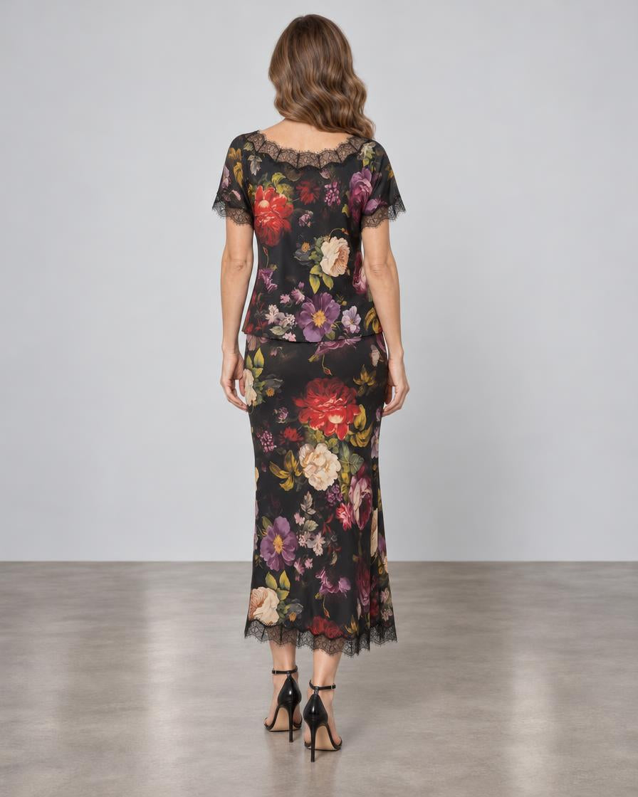 Go Silk Go Lacey Le Skirt Printed - War of the Rose