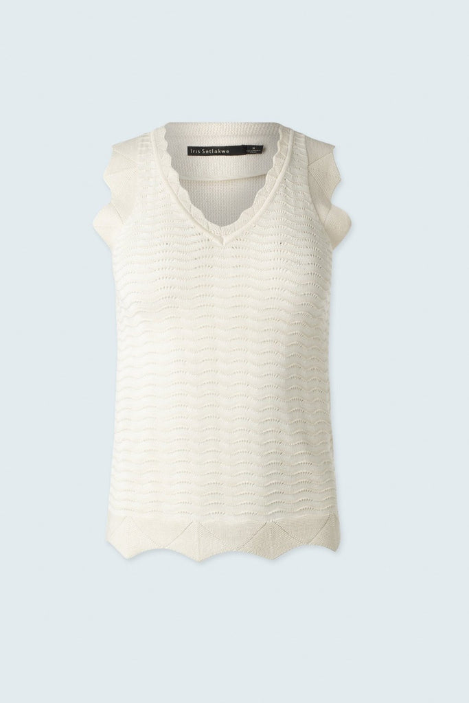 Scallop sleeve and hem knit top